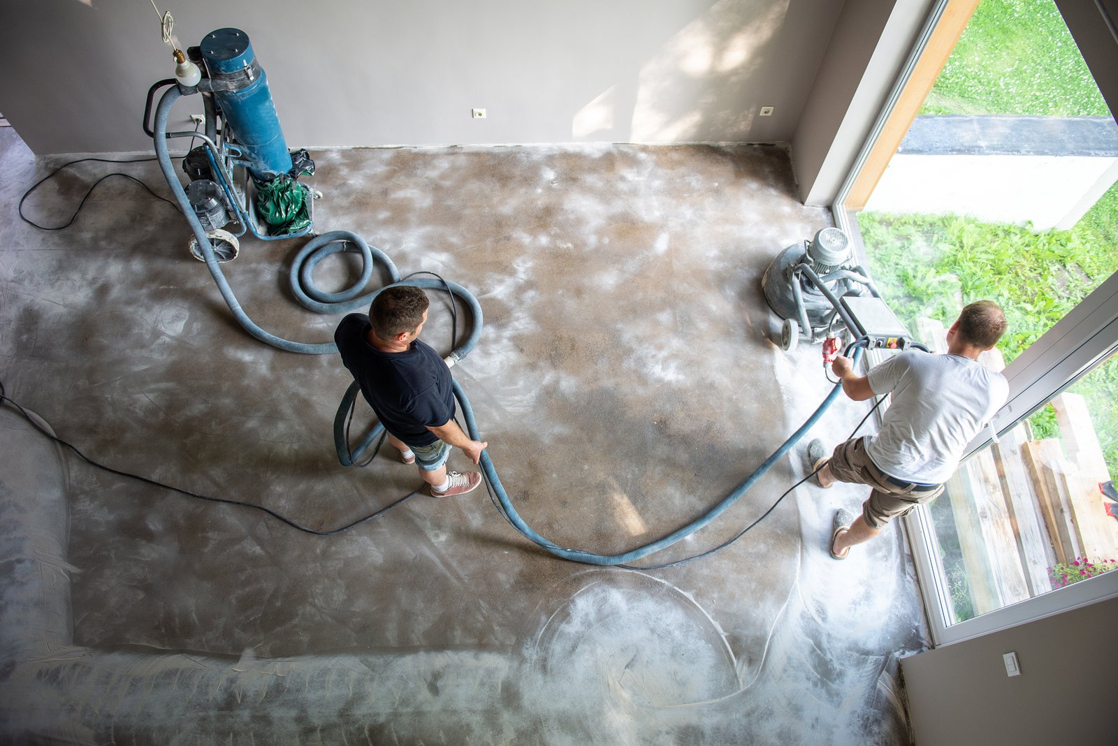 Cristales sin restos de obra en Calders